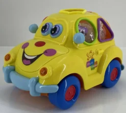 SUPER VOITURE AVEC JEU DES FRUITS