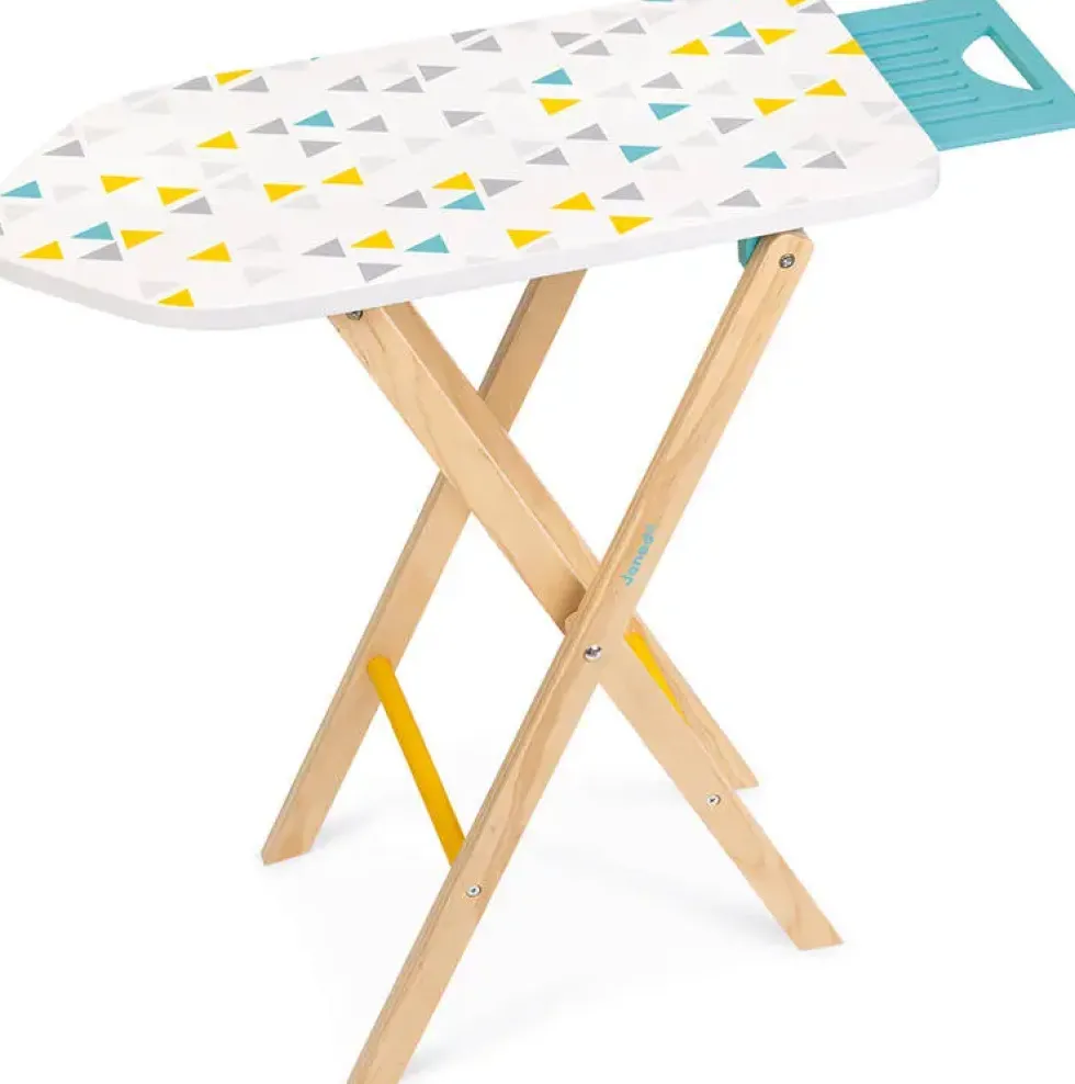 TABLE À REPASSER