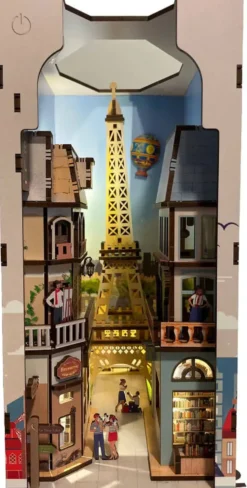 TINY ADVENTURES PARIS
