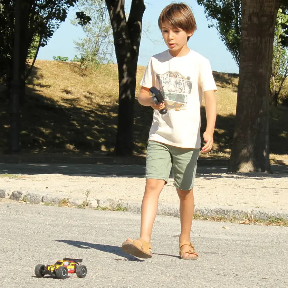 TURBO CHALLENGE - 1:20 VOITURE RADIOCOMMANDEE OFF ROAD RACING
