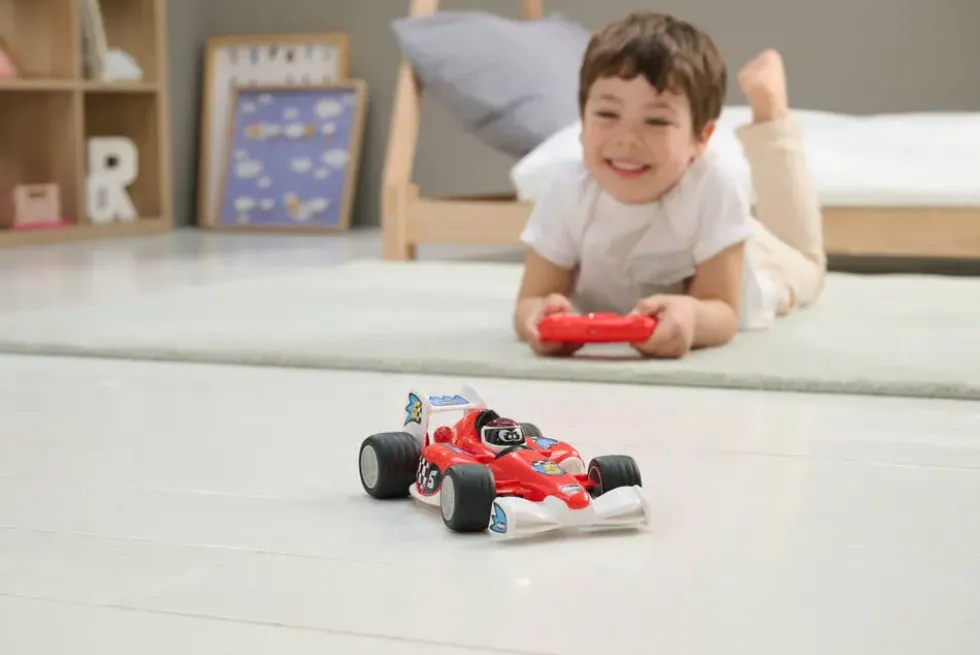TURBO TEAM - TOM VOITURE DE COURSE RADIOCOMMANDEE