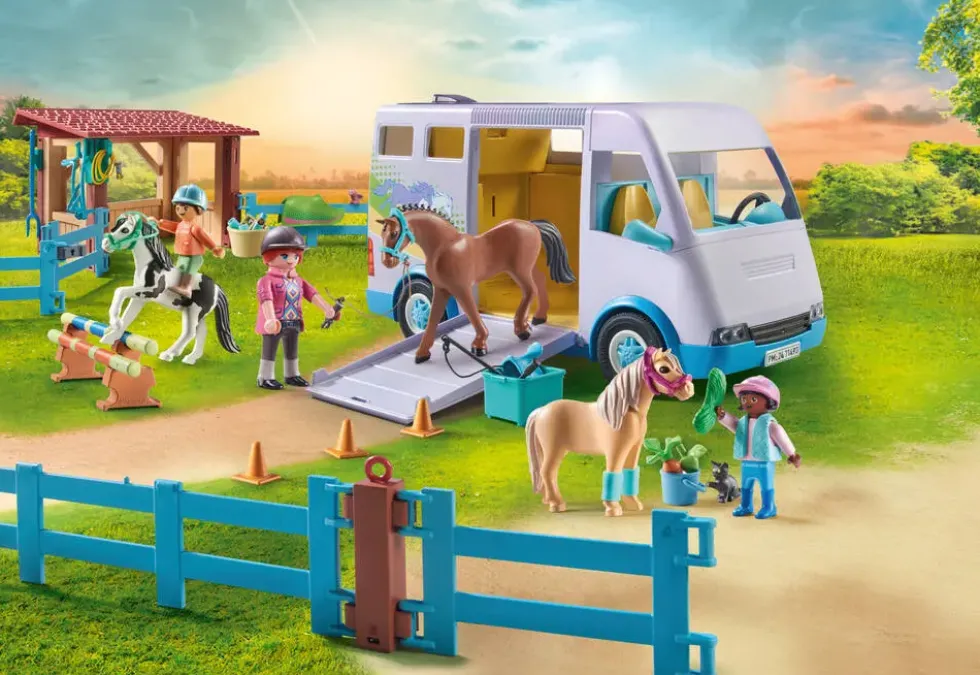 VAN POUR CHEVAL ET PONEYS AVEC ENCLOS - 71493