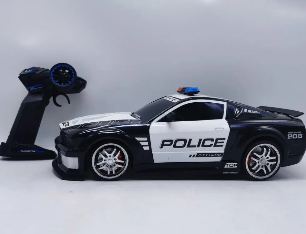 VOITURE DE POLICE RADIOCOMMANDEE 1:12