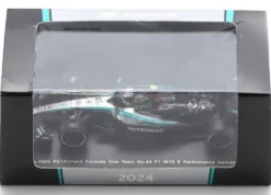 1/64 VOITURE MERCEDES-AMG W15 N44 MERCEDES-AMG PETRONAS FORMULE 1 TEAM GP BAHRAIN 2024 LEWIS HAMILTON