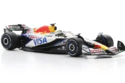 1/64 VOITURE RACING BULLS VCARB 02 F1 TEAM N6 8EME GP JAPON 2025 ISACK HADJAR