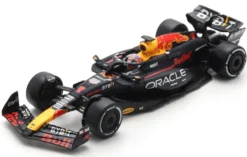1/64 VOITURE RED BULL RACING RB20 N1 ORACLE RED BULL RACING VAINQUEUR GP BAHRAIN 2024 MAX VERSTAPPEN