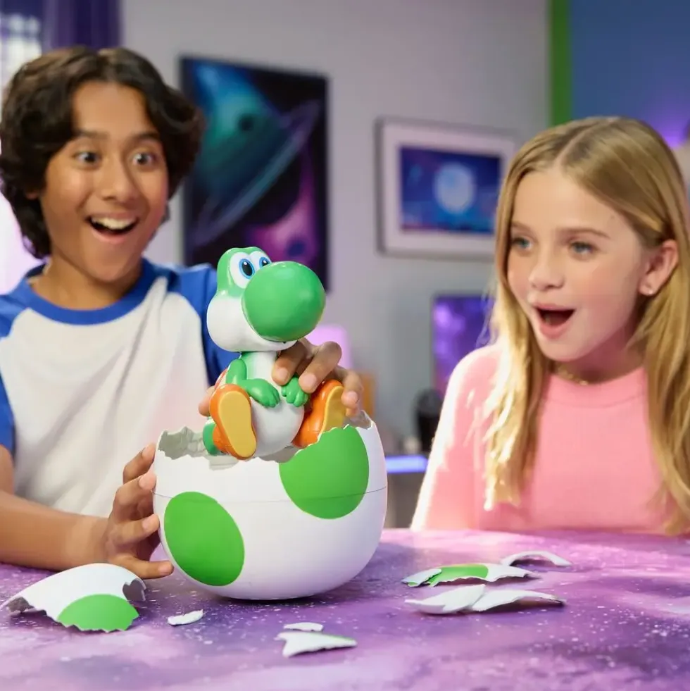 YOSHI INTERACTIF A FAIRE ECLORE HATCHIN YOSHI